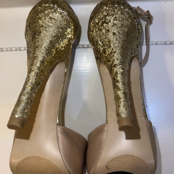 Guess Heels - Picture 8 of 10